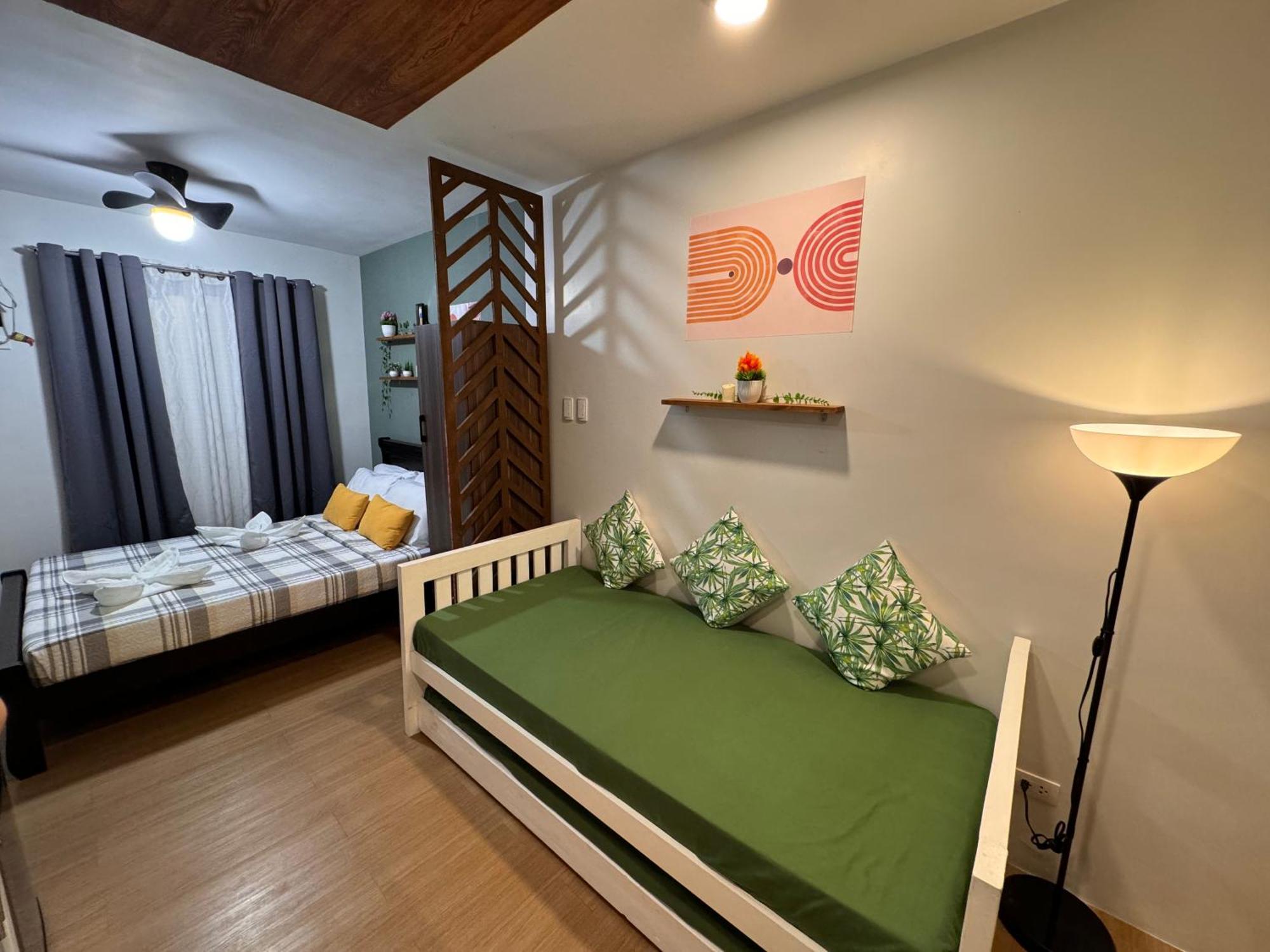 Cozyvilla At Pine Suites Tagaytay 2Br Or Studio With Free Parking Studio Offsite 2Br And Deluxe Studio Basement Tagaytay City Ngoại thất bức ảnh